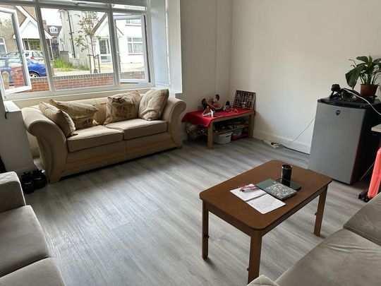 3 bedroom block of apartments to rent - Photo 1