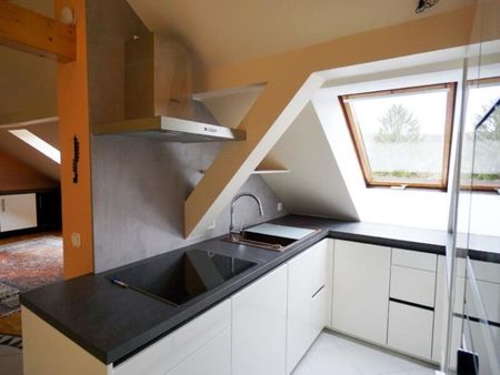 Dachgeschoß-Wohntraum mit Süd-Balkon: 3 Zimmer in grüner Ruhelage zur Miete - Foto 2