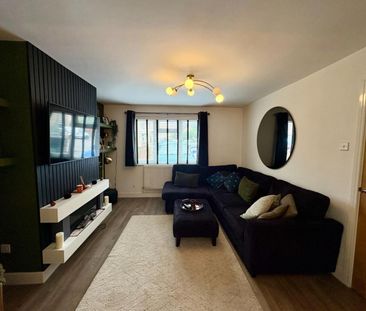 3 bedroom House To Let Total Size: 872 SQ FT - Photo 3
