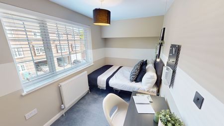 19 Matlock Court, NG1 4DT, NOTTINGHAM - Photo 3