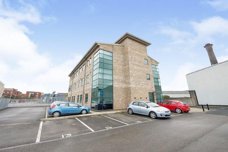 1 bedroom apartment to rent - Photo 2