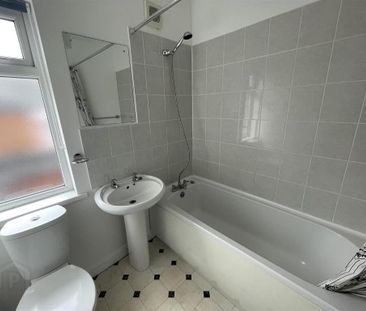 1 Empire Parade, Belfast, BT12 6GN - Photo 5