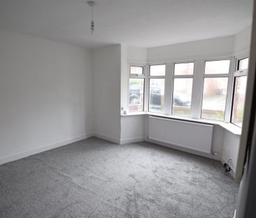 To Let 3 Bed Semi-Detached House - Photo 2