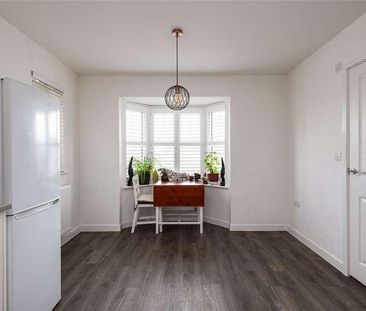 Spring Grove, Bapchild, Sittingbourne, Kent, ME10 - Photo 1