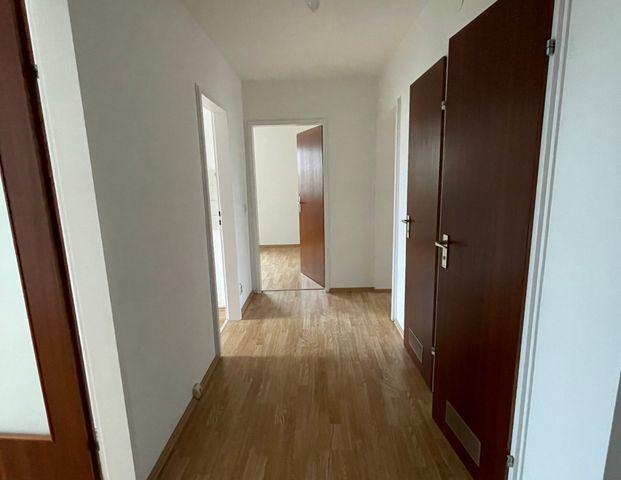 Mietwohnung in Nürnberg - Großzügige 3-Zimmer-Wohnung mit Balkon! - Foto 1