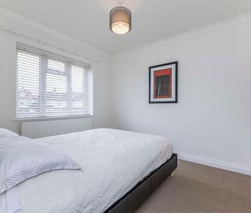 Priory Court, Priory Road, Sutton, SM3 - Photo 6