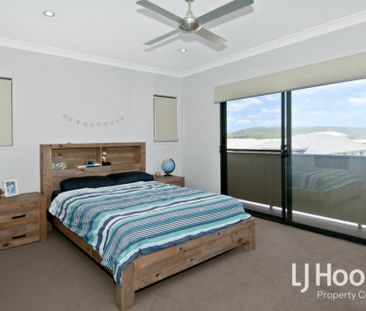 Location, Convenience & Modern Living With Ducted Air Con! - Photo 4