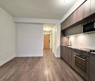 For Lease - 575 Bloor Street Unit# 2811, Toronto, Ontario - Photo 4