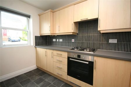 4 bedroom townhouse to rent - Photo 4