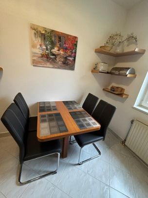 Galántai utca - Fotó 1