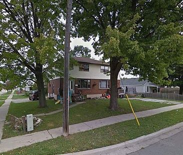 702 Confederation St | 702 Confederation St, Sarnia - Photo 1