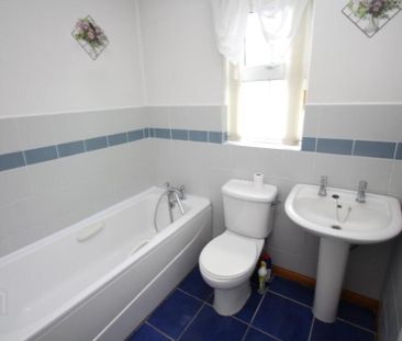 3 Castlerocklands, Carrickfergus, BT38 8FY - Photo 4