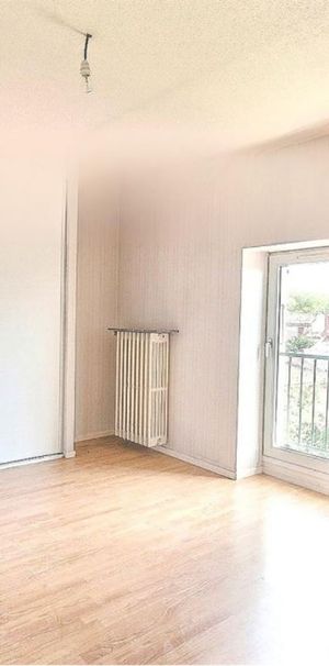 Location Appartement 2 pièces 54m² CASTRES 81100 - Photo 1
