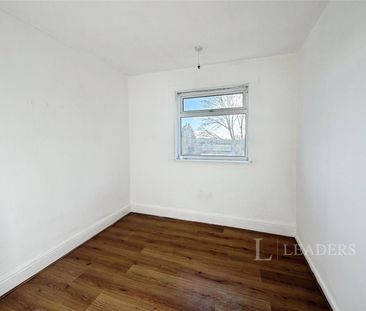 3 bedroom house to rent Woodhouse Road, Sheffield, South Yorkshire,... - Photo 2