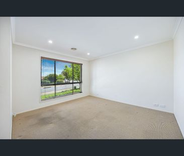 47 Unwin Avenue, Jerrabomberra, NSW 2619 - Photo 4