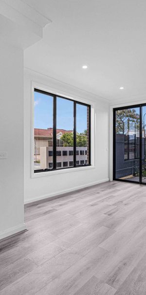 Brand New Luxury Townhouse for Lease!! - Photo 1