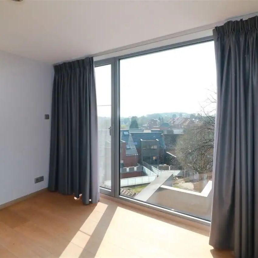 Moderne stadswoning met groot dakterras te midden van centrum - Photo 1