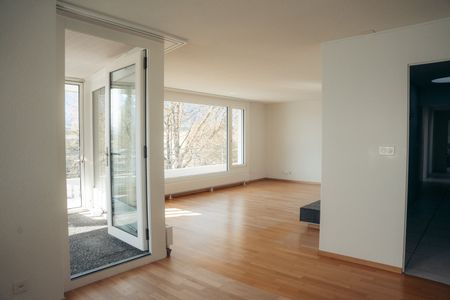 Charmante 4.5-Zimmer-Attikawohnung mit Bergpanorama in Thun - Foto 2