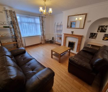 3 Bed Student Accommodation - Photo 2