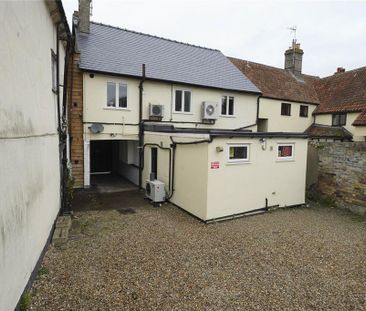 2 bedroom maisonette to rent - Photo 6