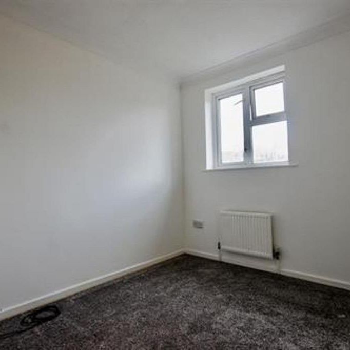 2 bedroom semi-detached house to rent - Photo 1