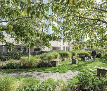 3 bedroom flat to rent - Photo 5