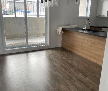 Logement 5 et demi à louer pour le 1er Février 2026 - Photo 1