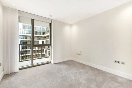 1 bedroom flat in Kensington - Photo 3