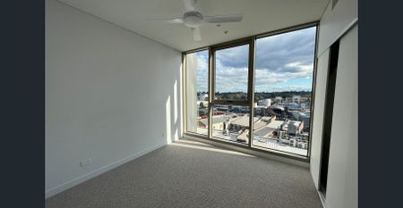 One bedroom FOR LEASE - Photo 3