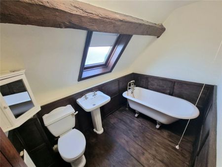 2 bedroom barn conversion to rent - Photo 3