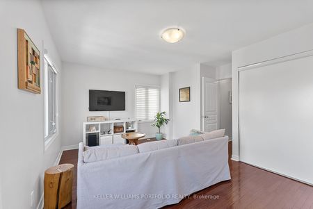 60 Carr Street #11 - Photo 2