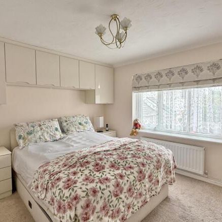 3 bedroom bungalow to rent - Photo 1