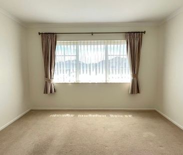 Spacious Family Home - Photo 1