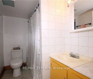 Detached Home For Lease | W9045475 - Photo 1