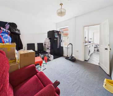 2 bedroom End of terrace house to rent - Photo 3