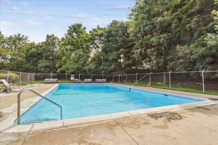 Rathburn Apartments - 1 Bedroom - Photo 4