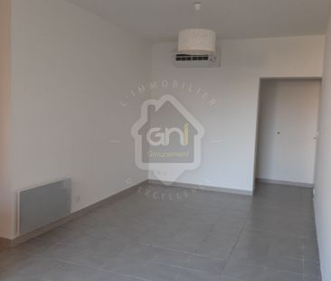Location Appartement 2 pièces 42m² - Photo 2