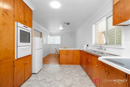 268 Bourke Street Tolland NSW 2650 - Photo 2
