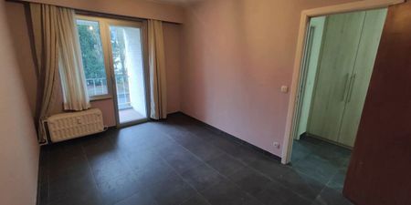 Appartement te huur in Berchem voor € 925 met 2 slaapkamers - Photo 3