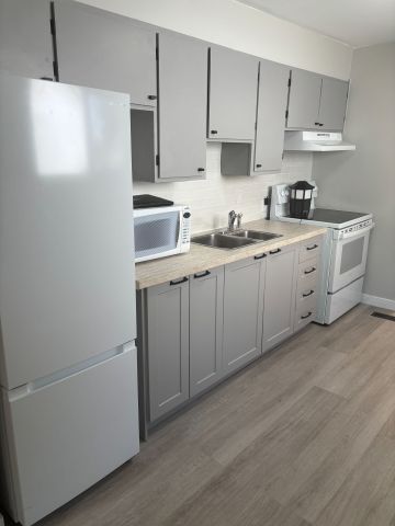 For Lease - 103 Dover Road, Welland, Ontario - Photo 2