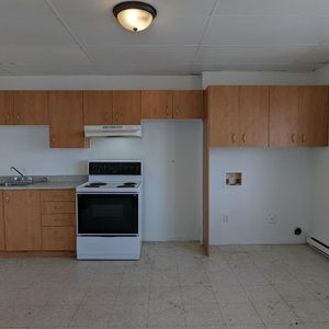 Immeuble - 826-836 Short/901-909 Courcelette Logement 3 Et Demi - Photo 3