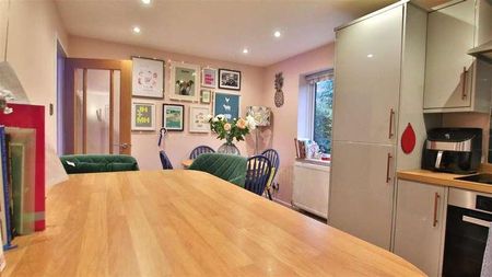 Station Lane, Tewkesbury, GL20 - Photo 5