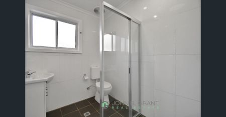 Newly Renovated 3 Bedroom Family Home In Georges Hall - Photo 5