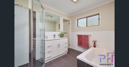 THREE BEDROOM HOME IN GOLDEN SQUARE - Photo 2