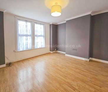 Cotswold Road, Westcliff On Sea, SS0 - Photo 1