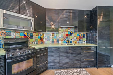 For Lease - 135 James Street Unit# 414, Hamilton, Ontario - Photo 2