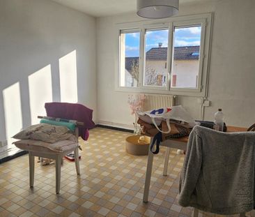 La Tour-de-Salvagny, 69890 - Photo 2