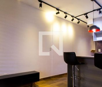 Studio para alugar com 31m², 1 quarto e sem vaga - Foto 3