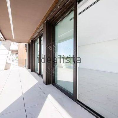 Alquiler de piso en Avenida de Luis García Cereceda - Photo 1