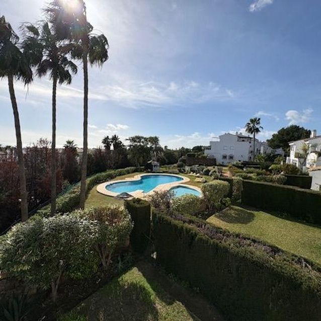 Alquiler de piso en Calle Calendula, 38 - Photo 1